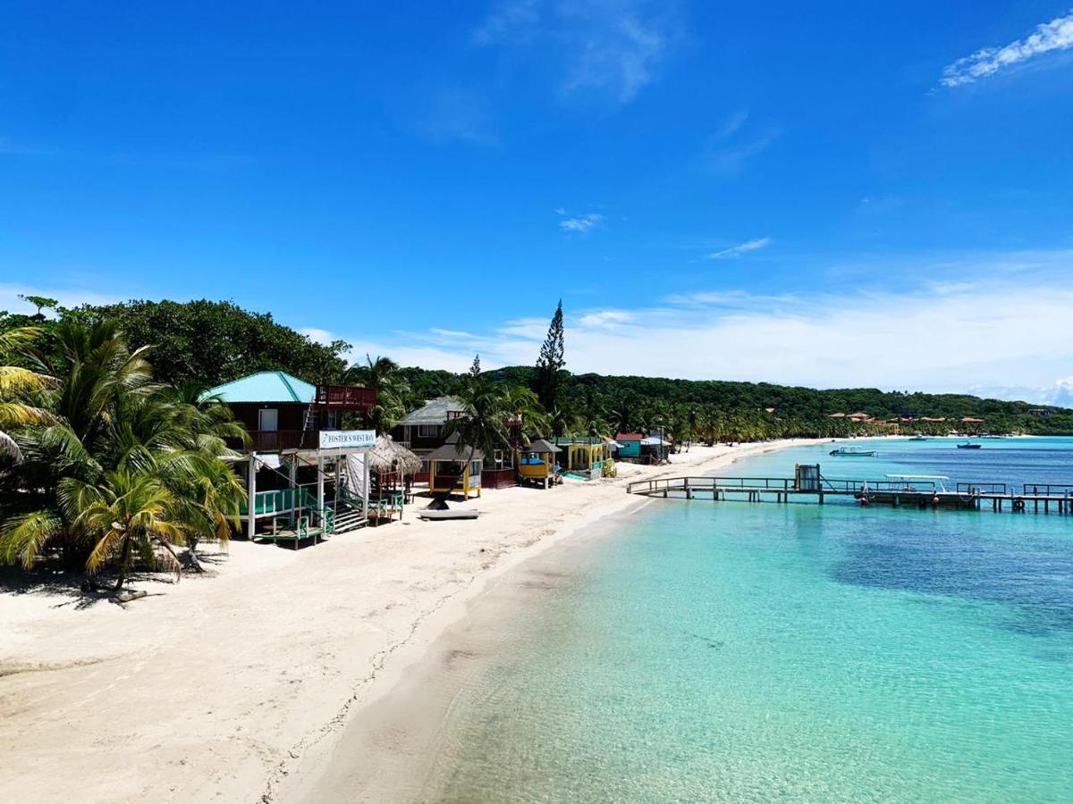 Fosters West Bay Resort Extérieur photo